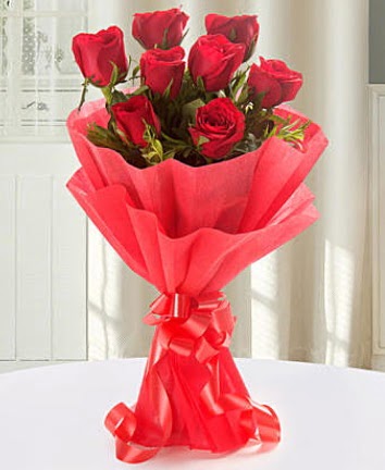 9 adet kırmızı gülden modern buket  Ankara hediye çiçek yolla 