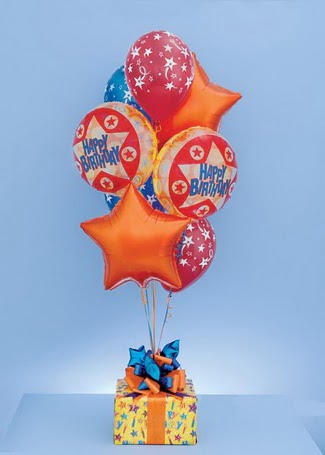  Ankara çiçek gönderme sitemiz güvenlidir  19 adet uçan balon ve küçük kutuda çikolata