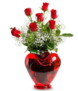 Kalp cam içinde 7 adet kırmızı gül  Ankara çiçek siparişi sitesi 