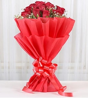 12 adet kırmızı gül buketi  Ankara İnternetten çiçek siparişi 