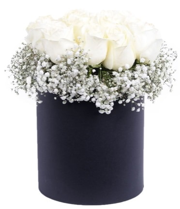 Özel kutuda özel 15 beyaz gül aranjmanı  Ankara çiçekçi telefonları 